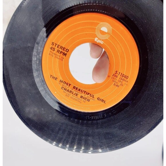 Vintage 1973 Charlie Rich I Feel Like Going Home Epic Record 45 RPM 7” RC401 70s - Picture 9 of 9